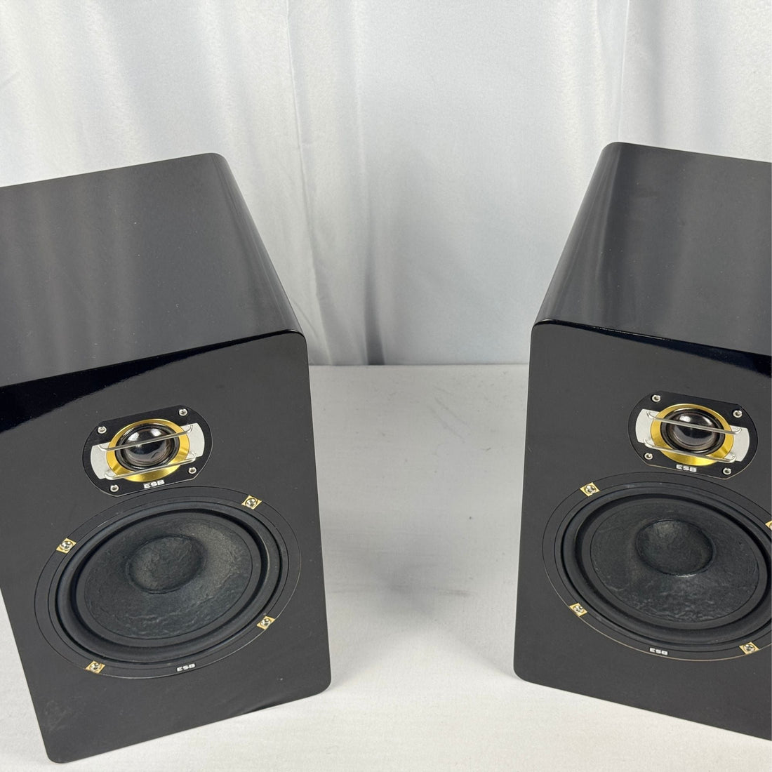 ESB 8000 Series Bookshelf Speakers|ESB|Audio Intensity