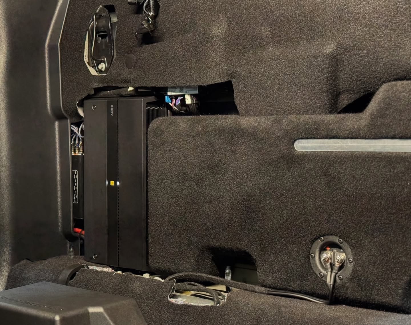 F - 150 Behind Seat Single 12" (2024 - 2025) Loaded Subwoofer Enclosure – Wavtech ThinPro 12 - Proline X Subwoofer Enclosures for car audio systems