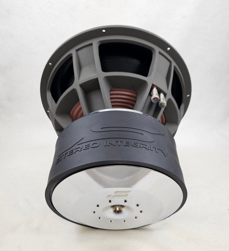Stereo Integrity HST-15 rear three-quarter view of the motor and cast basket