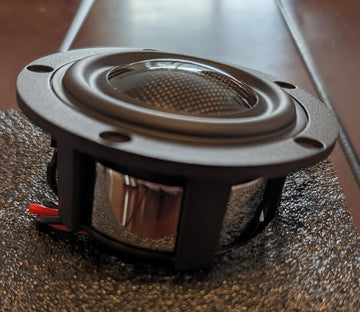 Stereo Integrity M350 Carbon 3.5 inch midrange, angled view of the open basket and motor