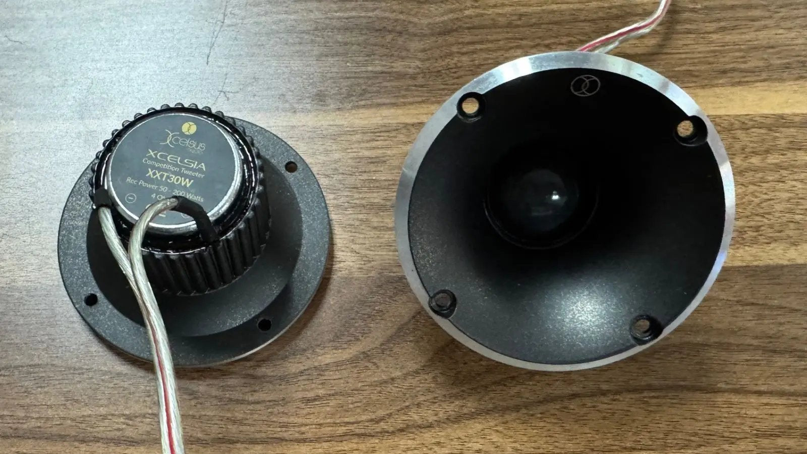 Xcelsus XXT30W – Competition Series 30mm WaveGuide Tweeter (pair)| Previous Demo Xcelsus